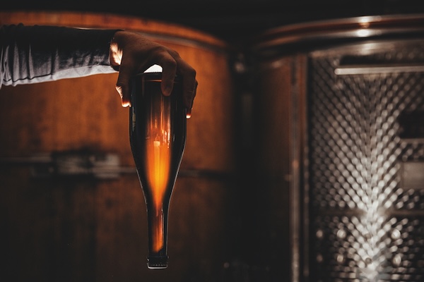 The Hungarian sparkling wines produced using traditional bottle fermentation benefit from the often long yeast ageing process.