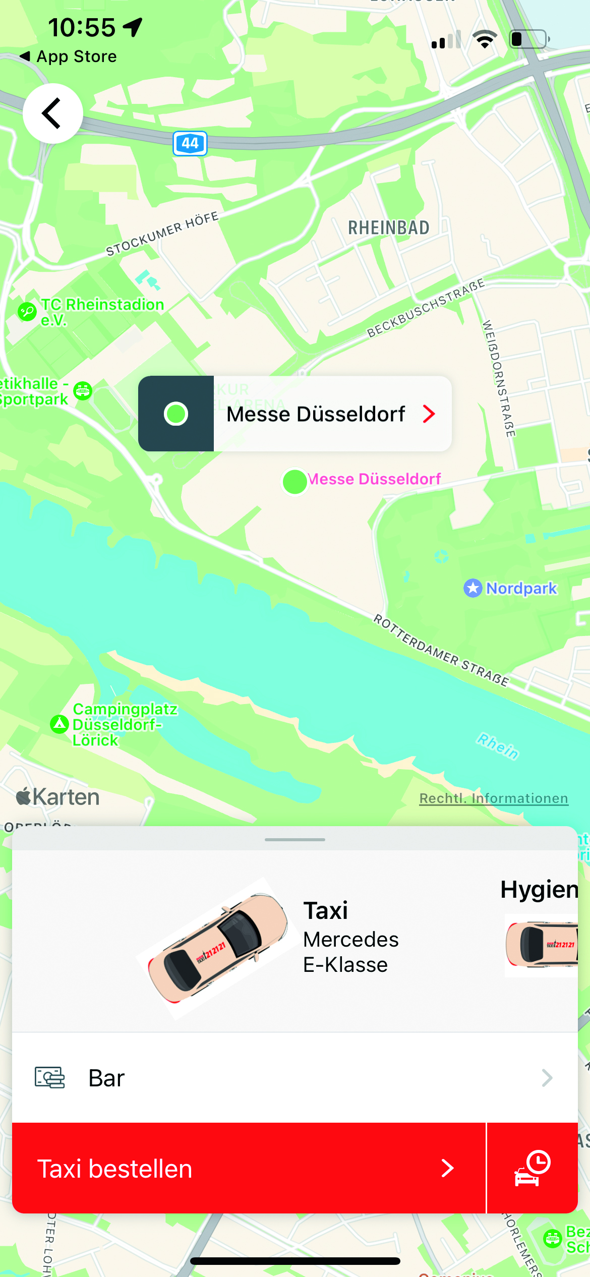 Taxi driver Georg Robens recommends his company's app for the most convenient taxi organisation possible.