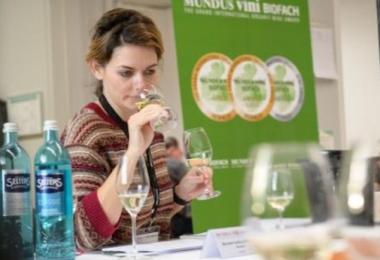 Tasting at MUNDUS VINI Biofach (photo: Ralf Ziegler)