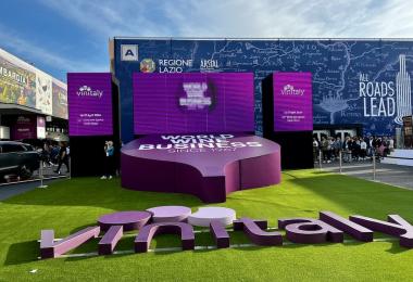 Full of colour - Vinitaly 2024 (Photo: Anja Zimmer)