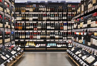 Wine shop in Finland (Photo: Katri Lehtolo, Alko Oy/lmage Bank)