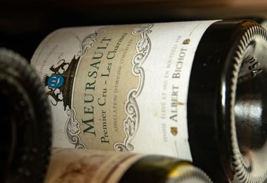 The employee did not drink a single bottle. (Photo:  Time Tunnel Images / Stefan Pegatzky)