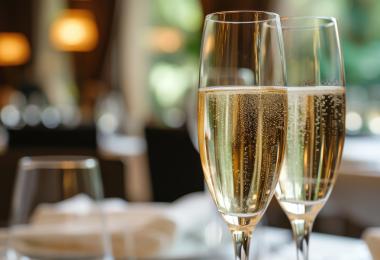 For the first time, the Castel Group has added a champagne house to its portfolio. (Photo: Artistic Images/stock.adobe.com)