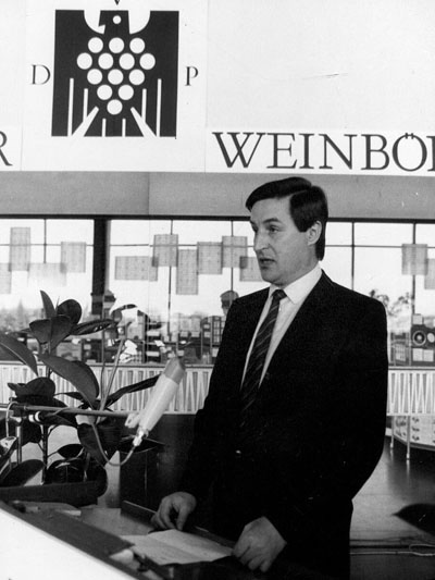 Former VDP President Erwein Graf Matuschka-Greiffenclau at one of the openings in Mainz.
