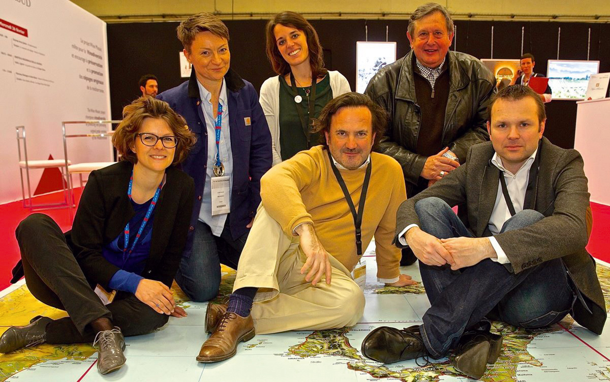 The Wine Mosaic team includes Louise Hurren, Dorothée Pye, Alain Carbonneau, Fanny Basteau, Jean-Luc Etievent and Arnaud Daphy.