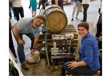 Isabelle Legeron MW (right) at the London RAW WINE fair