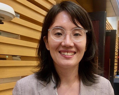 Suzie Chung, wine writer for Wine21.com