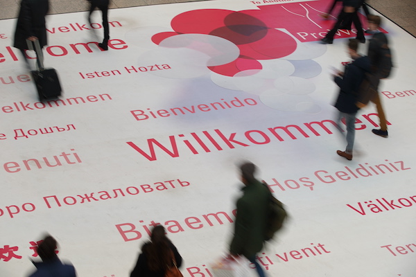 Welcome to Düsseldorf (Photo: Messe Düsseldorf/ctillmann)