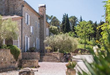 The headquarters of Calmel & Joseph at the organic Domaine de la Madone near Carcassonne. The winery is strongly orientated towards red wines and yet is still successful.  (Photo: Calmel & Joseph)