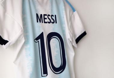 The entry-level range is a reference to Messi's jersey number. (Photo: Acento Creativo/stock.adobe.com)