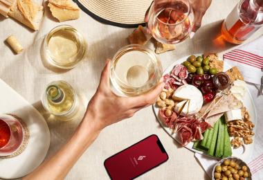 Wine and tapas are available at Vivino's first shop in Singapore (Photo: Vivino)
