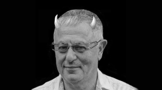 Robert Joseph - with horns